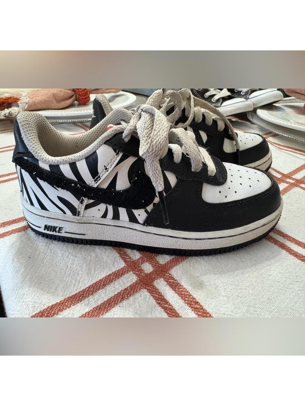 Nike Air Force 1 Low GS Black & White Zebra Print Sz 11C Toddler